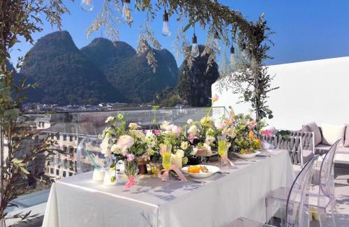 Yangshuo House | Yangshuo QingQing Riverside Inn