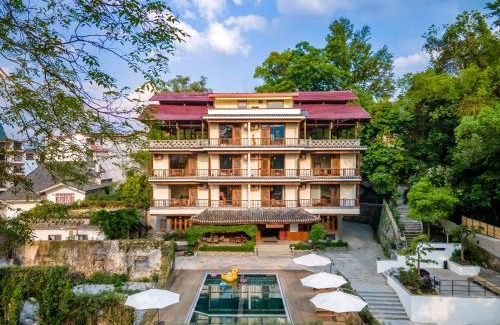 Yangshuo House | Yangshuo River Lodge Hotel - Airport or TS Free pick up over 3 nights