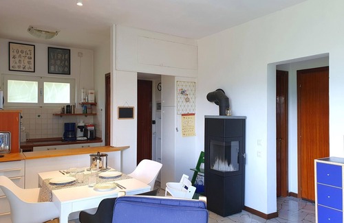 Verbano House | Yasteful holiday home with private garden
