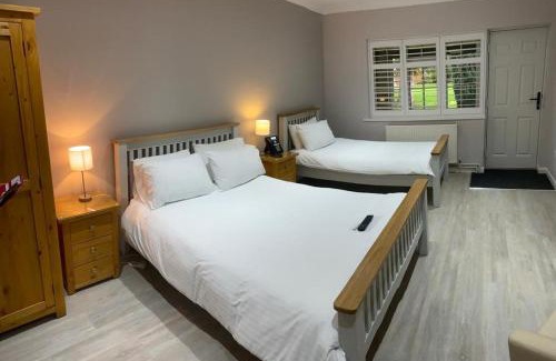 Bulphan Hotel | Ye Olde Plough House