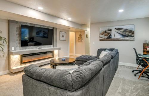 Iona House | Year-Round Outdoor Fun Spacious Retreat in Iona