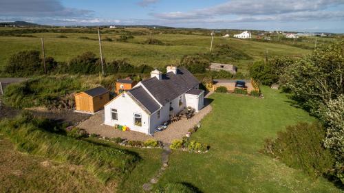 Lisdoonvarna House | Yellow Cottage, Doolin