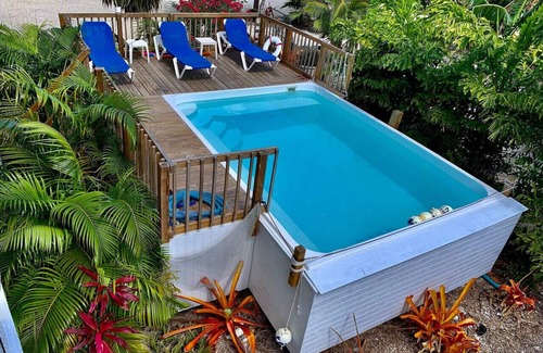 Cudjoe Key House | Yellow Home - Receive 400 dollars ntowards a BOAT RENTAL!