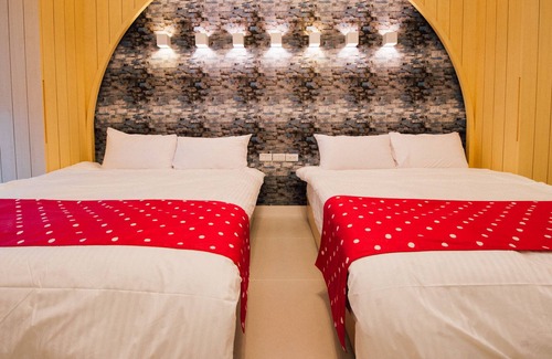 East District House | Yellow Kite