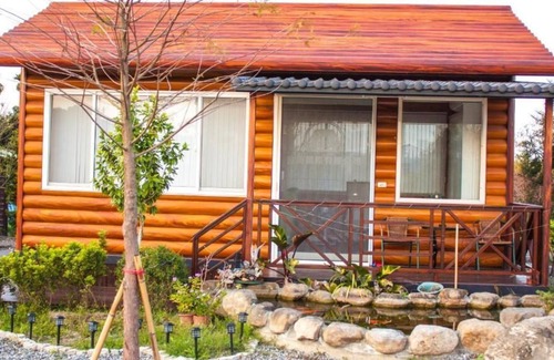 Lugu Bed & Breakfast | Yellow Mountain Homestay