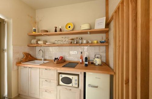 Skiathos Town House | Yellow Nest - Skiathos Nests
