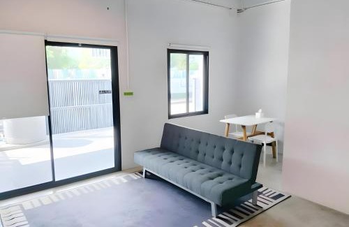 Ploenchit Apartment | Yellow Place Sukhumvit Soi 2 -เยลโล เพลส สุขุมวิทซอย 2