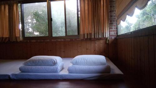 Sanyi Bed & Breakfast | Yellow Stone M.V.