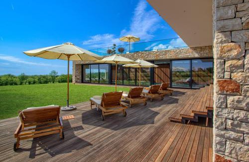 Porec Villa | Yellow Tree Jurici Home & Spa