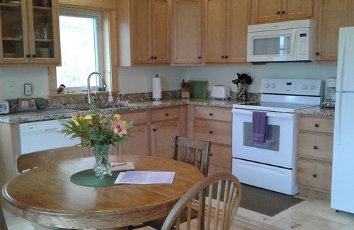 Emigrant Cabin | Yellowstone - Montana Cabin Retreat Sage Cabin - Beauty of Paradise Valley!