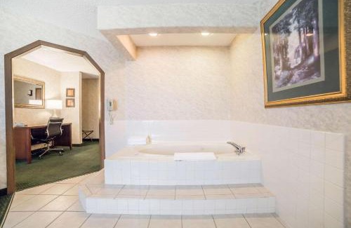 Livingston Hotel | Yellowstone River Inn & Suites