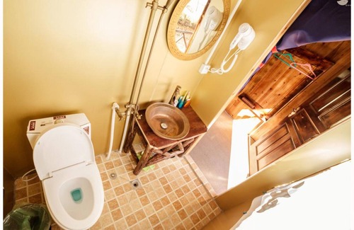 Shangri-La Hotel | Yi's Hostel