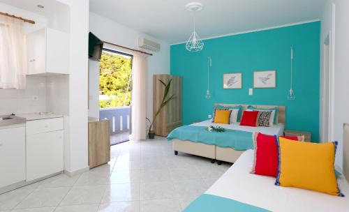 Agia Marina Apartment | Yiannis Studios
