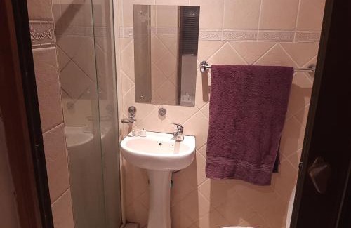 Germiston House | Yolkel guesthouse