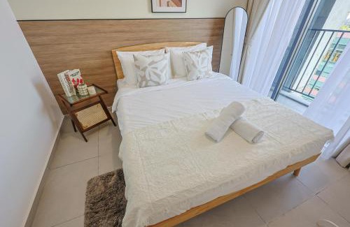 Bandar Sunway Apartment | Yolo Signature Suites