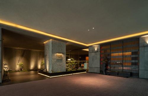 Tianhe Center Hotel | YOMANJO Hotel -广州太古汇珠江新城-龙口西地铁站旗舰店- Canton Fair Exclusive Rate