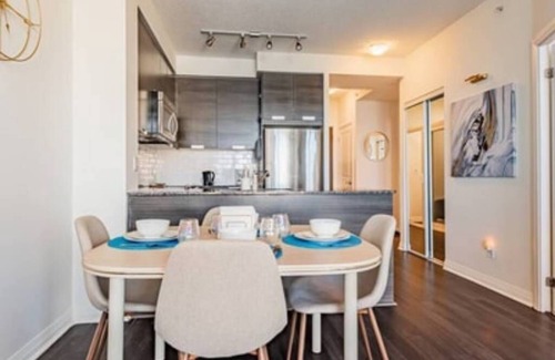 Central Waterfront Apartment | York Apartments