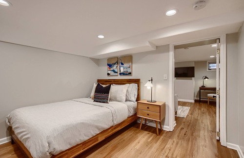 Congress Park Apartment | York by Modern Midstay / 3 Blocks to Cheesman #NYB