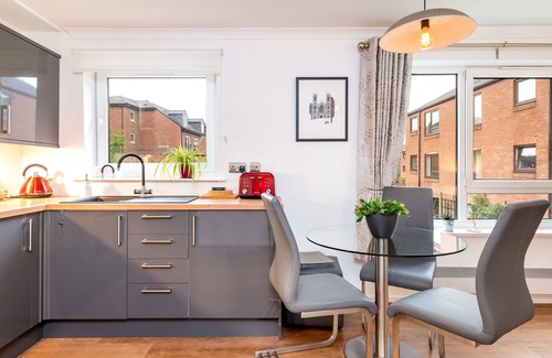 York Apartment | York City Centre Luxurious Apartment with FREE ONSITE PARKING!