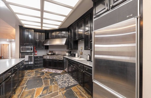 Coarsegold Villa | Yosemite & Bass Lake 6 bedrooms, sleeps 18 - Coarsegold Villa