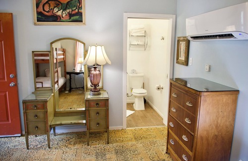 Midpines Resort | Yosemite Bug Rustic Mountain Resort