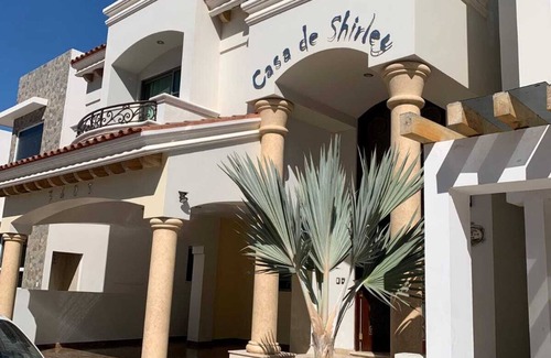 Cerritos House | YOU CAN BE IN THE POOL SWITH A BEAUTIFULSUNSET AND BEAUTIFUL FROM MAZATLAN