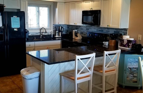 Rodanthe Condo | You'll love Sea Glass. Steps from the beach. Free linens.