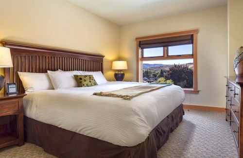 Chelan Resort | You're not dreaming, it’s real!