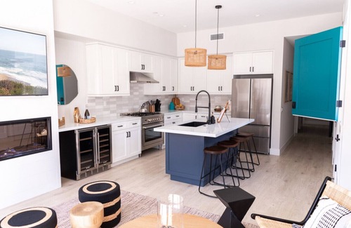 Huntington Beach House | You Won't Want To Miss This! 2 Levels! Ocean Views