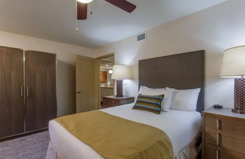 North Scottsdale Resort | Your Desert Oasis Awaits at Holiday Inn Club Vacations Scottsdale Resort- 2 Bd.