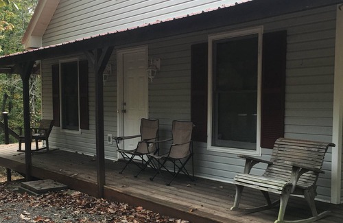 Dover House | Your Headquarters for Kentucky Lake Adventures!