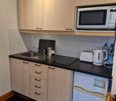 Highgate Apartment | Your home away from home in Highgate