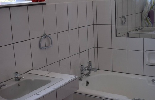 Oudtshoorn House | Your home away from home in the Ostrich capital of South Africa