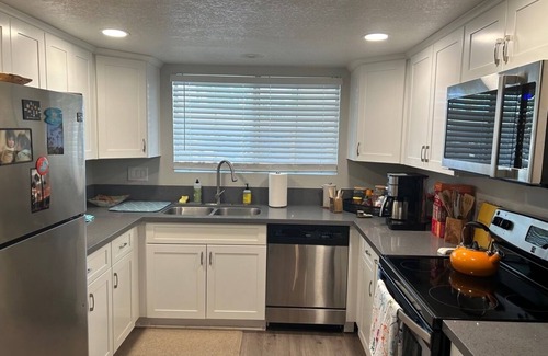 Sunrise Park Condo | Your Palm Springs Getaway!