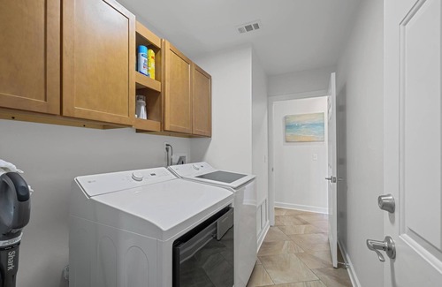 Ono Island House | Your Perdido Paradise. Relaxing pool, three bedrooom two bathroom house with den