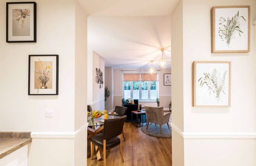 Southampton Apartment | Your Perfect 2BR Apt in the City