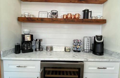 Huddleston House | Your Personal Oasis Awaits You. Beautiful Lake Front Home overlooking State Park