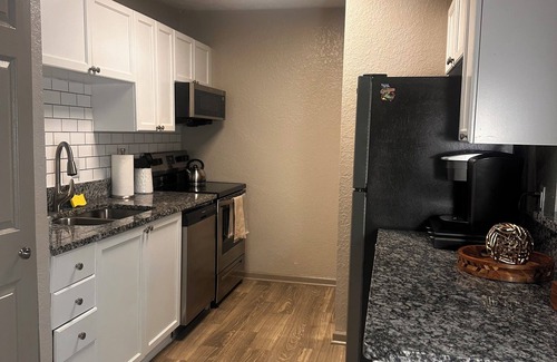 Smyrna Apartment | Your Place at the Battery, walking distance to the Battery/Roxy