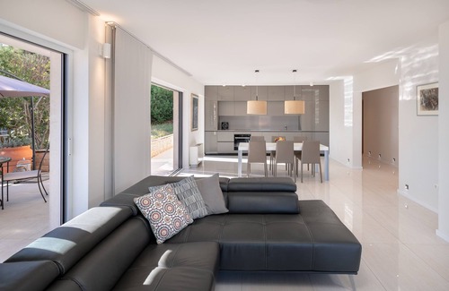 Split Apartment | Your private oasis in the city center. Postcard view from your private terrace.