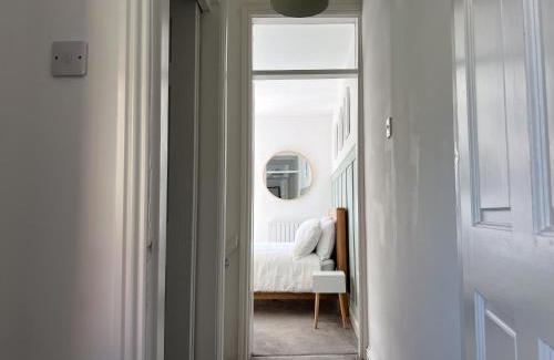 Worcester House | Your Property Box Short Stays - Severn Street