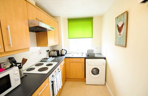 Bradley Stoke Apartment | Your Stay Bristol Orchard Gate