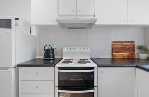 Balmain Apartment | Your Stylish Balmain Retreat