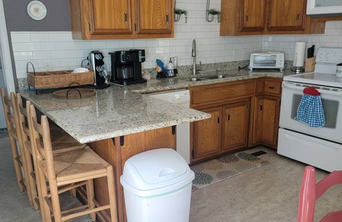 Cookson House | Your vacation "Home on the Lake!"