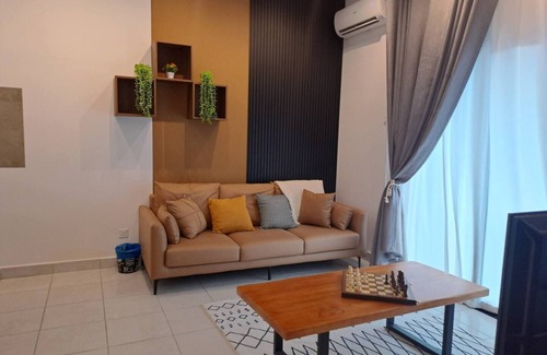 Nilai Apartment | Youth City Residence/2 Room/KLIA/Nilai/Pool