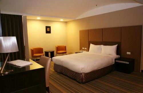 West District Hotel | Yoyo Hotel