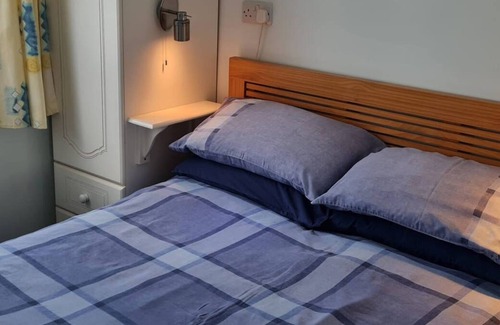 Swansea Ski Chalet | Yr Hafdy in the beautiful Swansea
