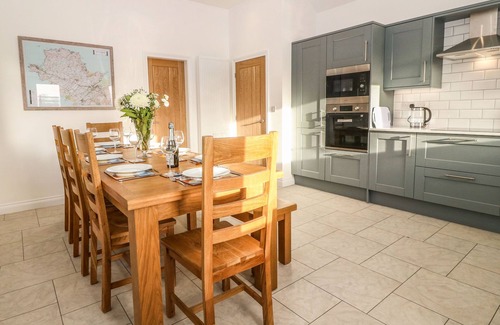 Moelfre Cottage | Yr Hen Feudy