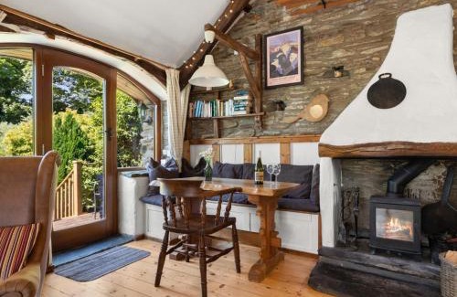 Whitland House | Ysgubor Isaf