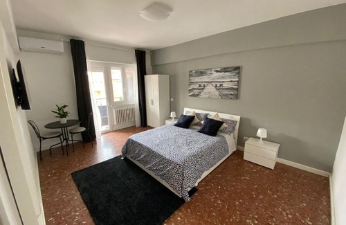 Quartiere XXIV Don Bosco House | YTHA HOUSSE ROMA CENTRO