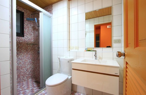 Big Beach Bed & Breakfast | Yu Sen House